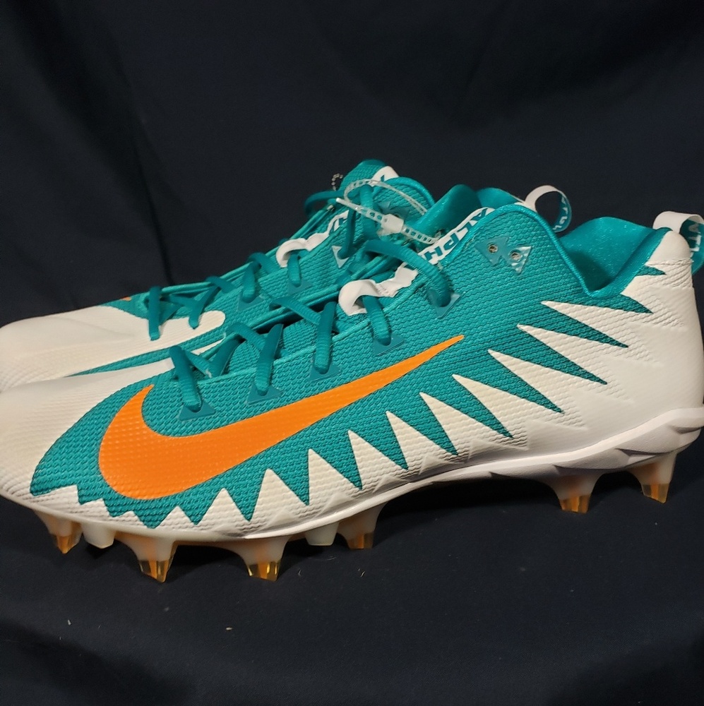 Nike Alpha Menace Pro Low Miami Dolphins Football